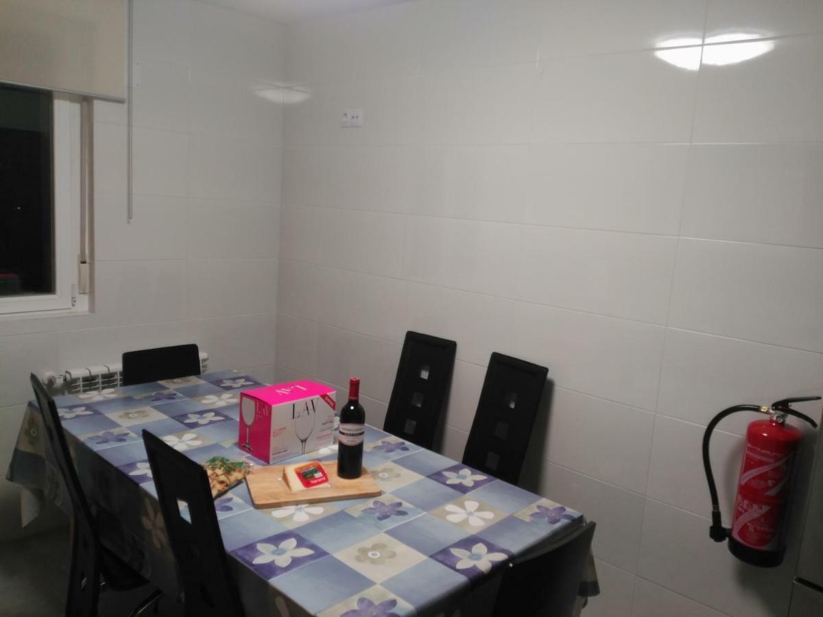 Apartamento Turistico Marcelo Celayeta At Cerca Del Centro Pamplona Ngoại thất bức ảnh